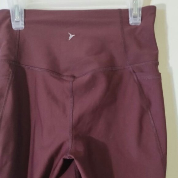 Old Navy Powersoft yoga/athletic pants - youth size small - Picture 5 of 5